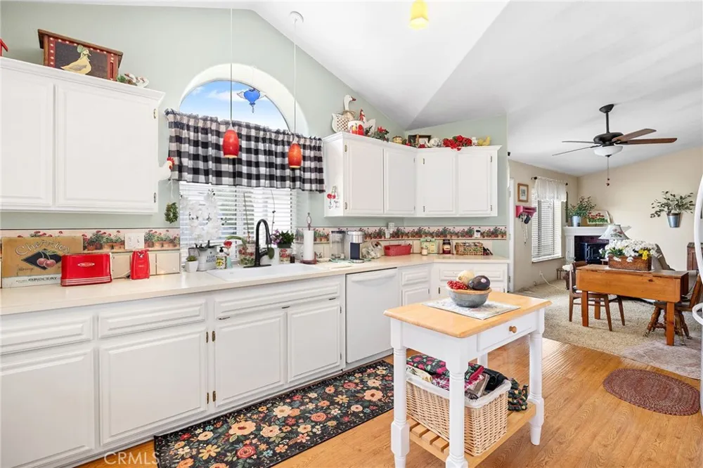 1645 Pear Tree Court Hemet, CA 92545