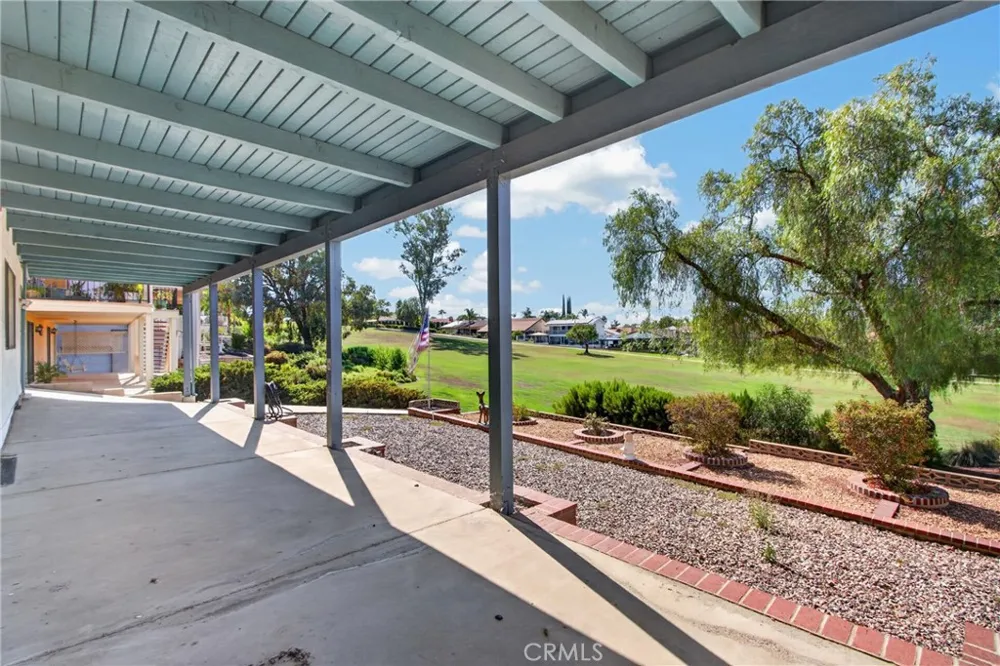30785 Golden Gate Drive Canyon Lake, CA 92587