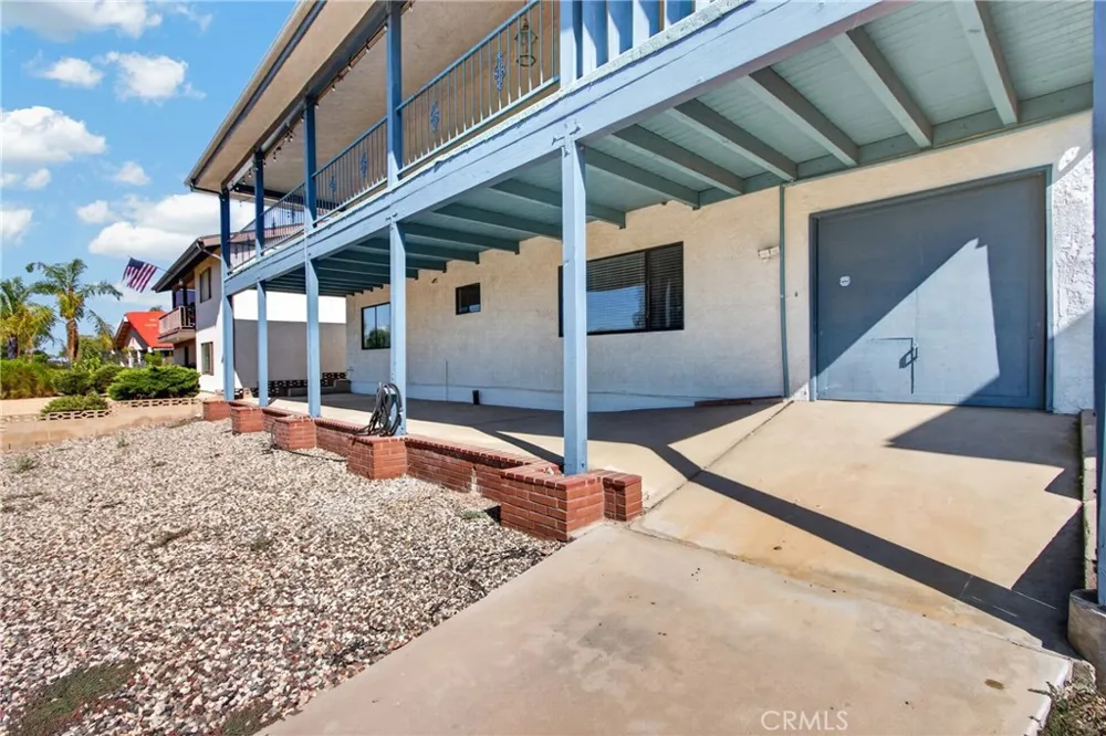 30785 Golden Gate Drive Canyon Lake, CA 92587