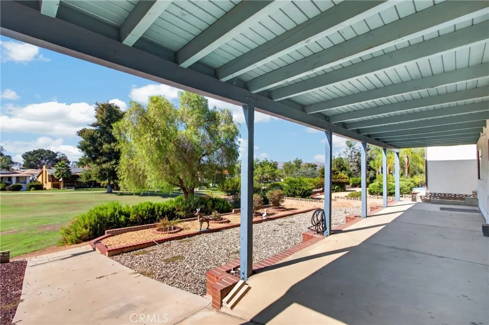 30785 Golden Gate Drive Canyon Lake, CA 92587