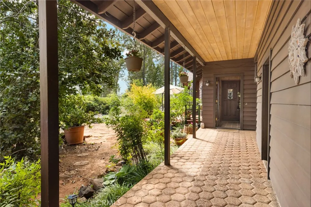 13591 S Park Magalia, CA 95954