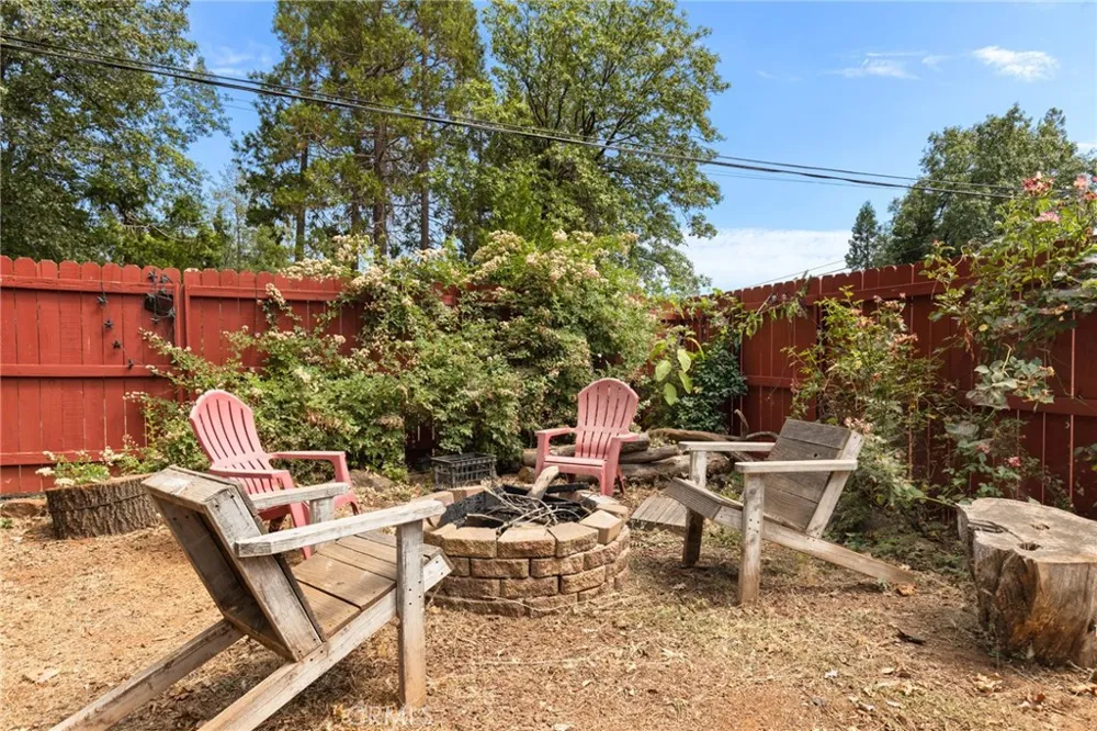 13591 S Park Magalia, CA 95954