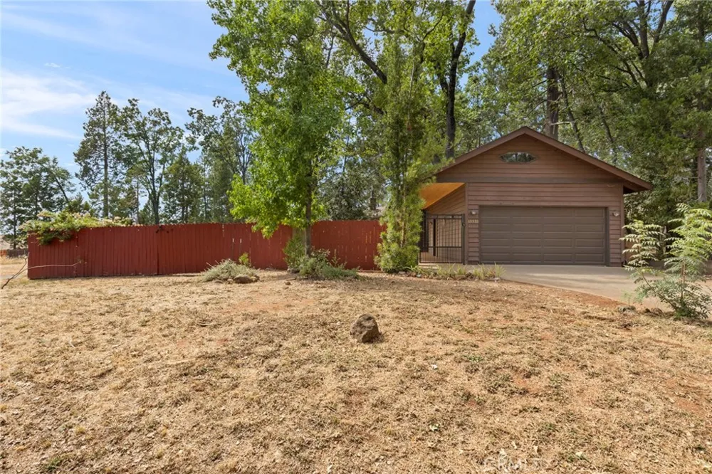 13591 S Park Magalia, CA 95954