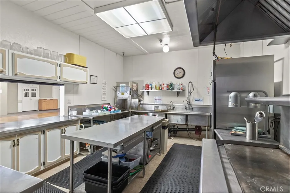 13591 S Park Magalia, CA 95954