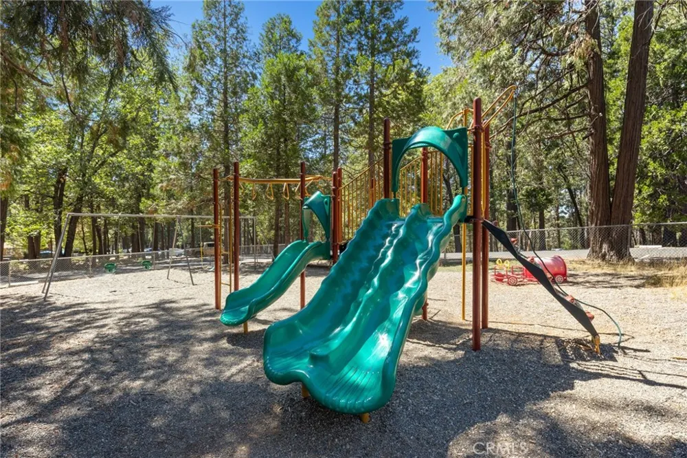 13591 S Park Magalia, CA 95954