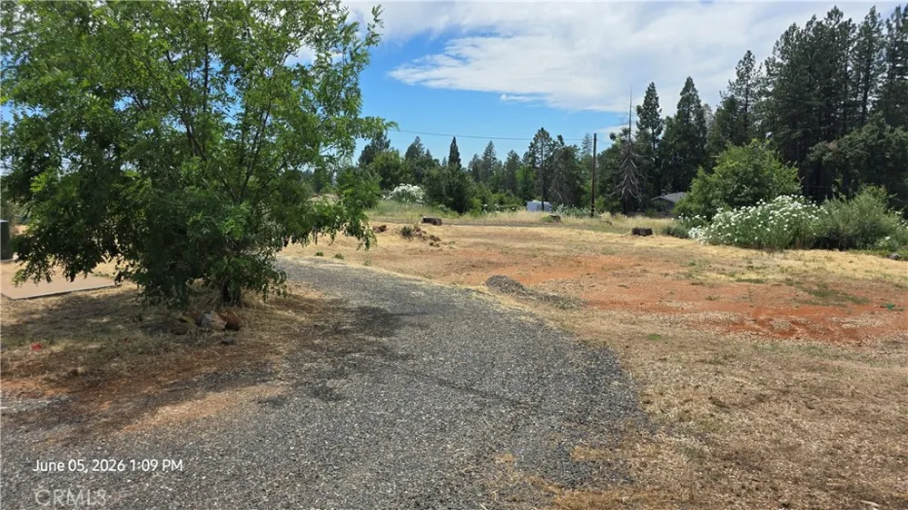 1042 Central Park Paradise, CA 95969