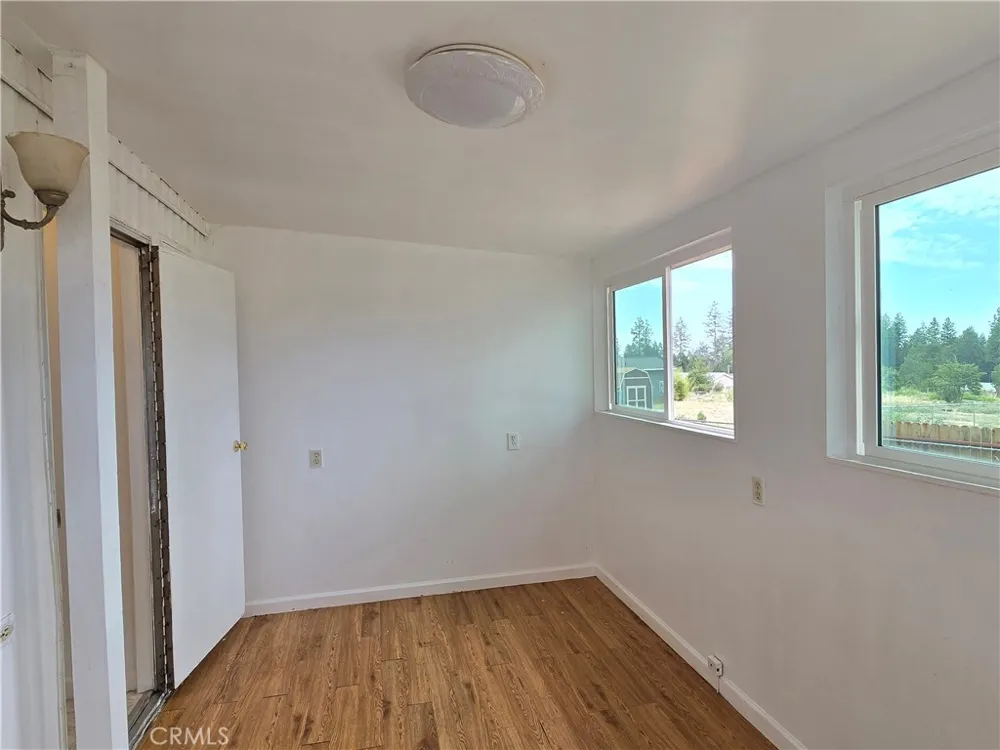 14178 Creston Magalia, CA 95954