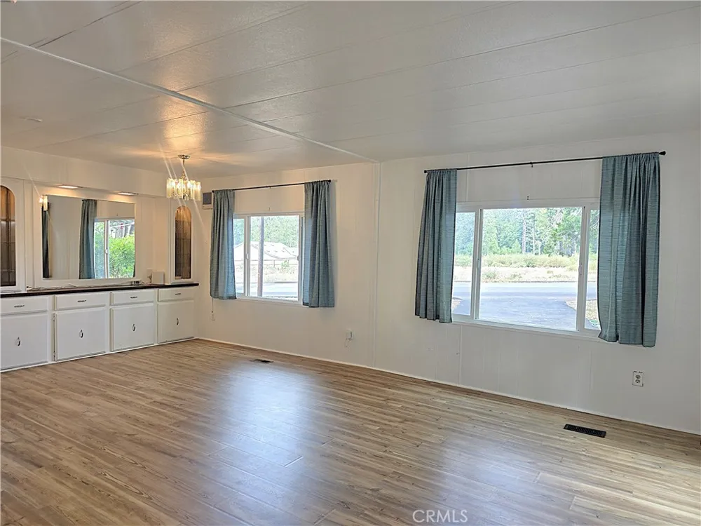 14178 Creston Magalia, CA 95954