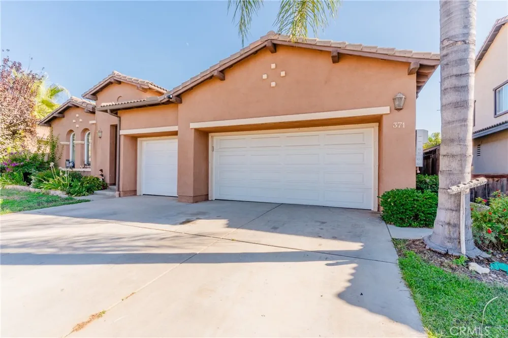 371 Plateau Parkway Perris, CA 92570