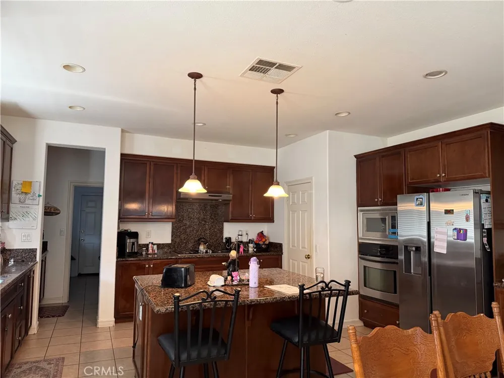 371 Plateau Parkway Perris, CA 92570