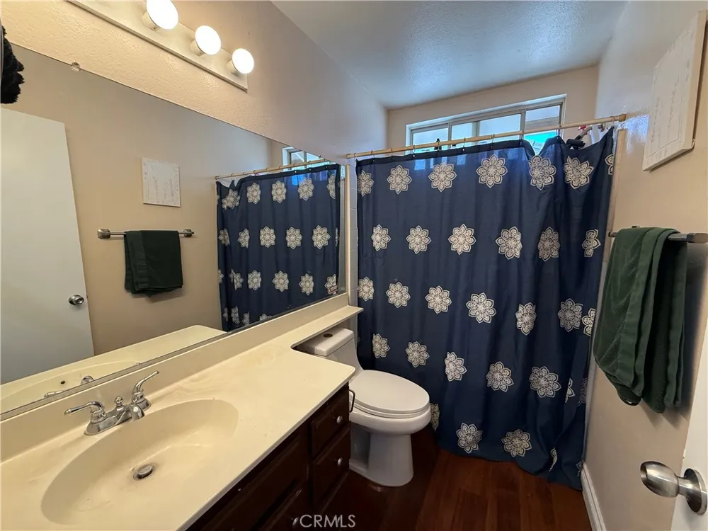 1312 Wrigley Perris, CA 92571