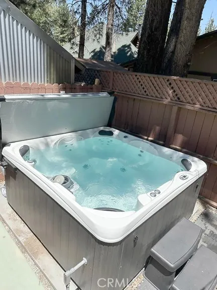 337 W Sherwood Big Bear City, CA 92314