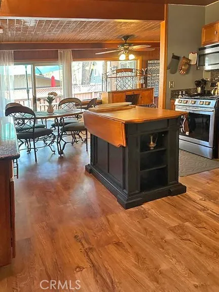 337 W Sherwood Big Bear City, CA 92314