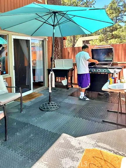 337 W Sherwood Big Bear City, CA 92314