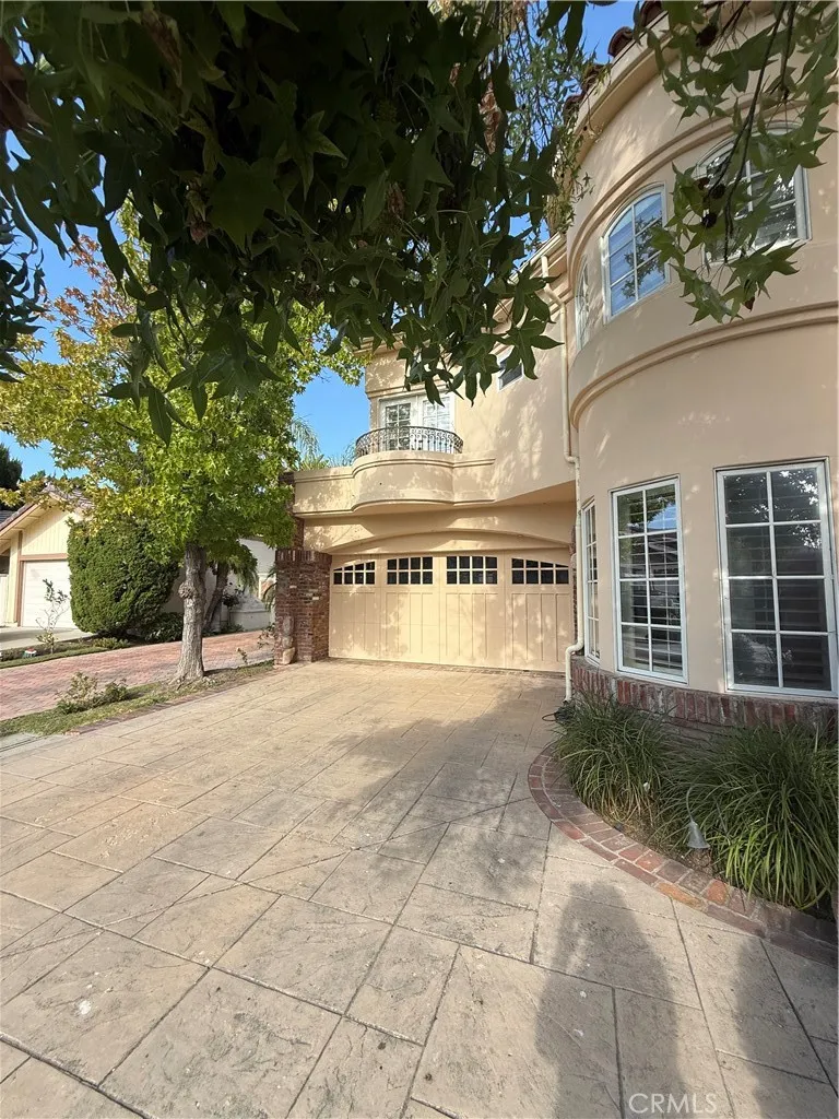 1284 Westwind Westlake Village, CA 91361