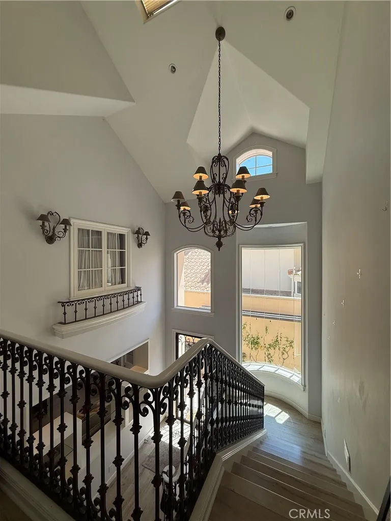 1284 Westwind Westlake Village, CA 91361
