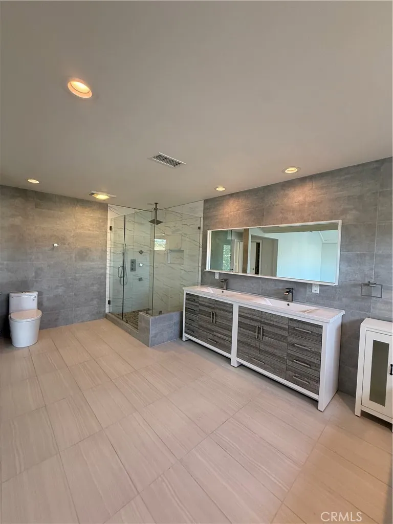 1284 Westwind Westlake Village, CA 91361