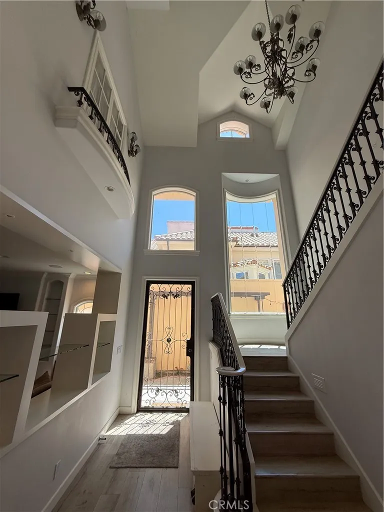 1284 Westwind Westlake Village, CA 91361