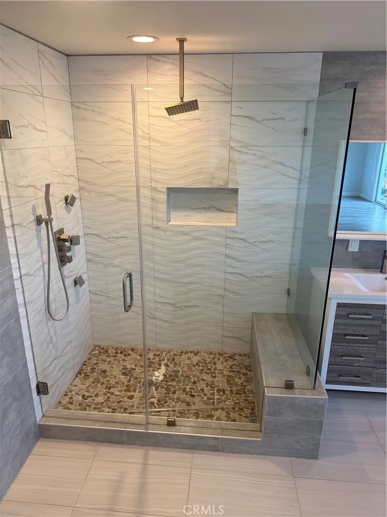 1284 Westwind Westlake Village, CA 91361
