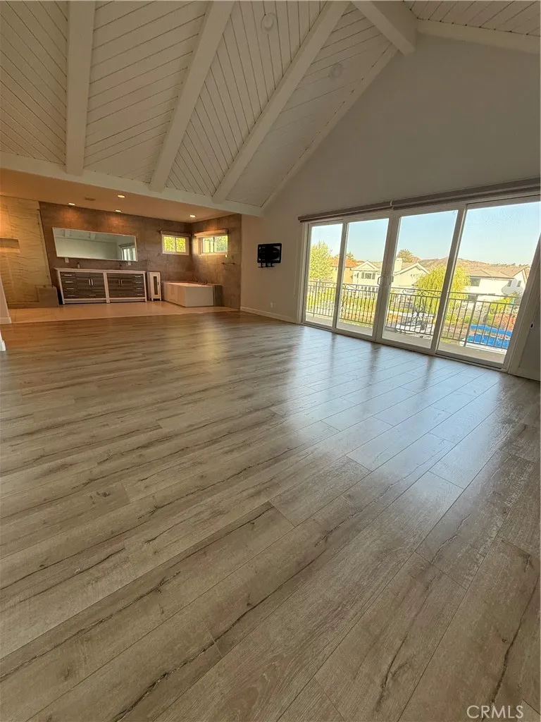 1284 Westwind Westlake Village, CA 91361
