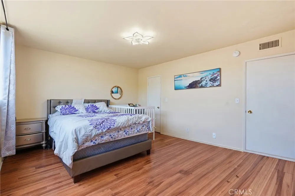 5429 Newcastle Encino, CA 91316