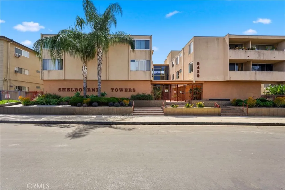 5429 Newcastle Encino, CA 91316