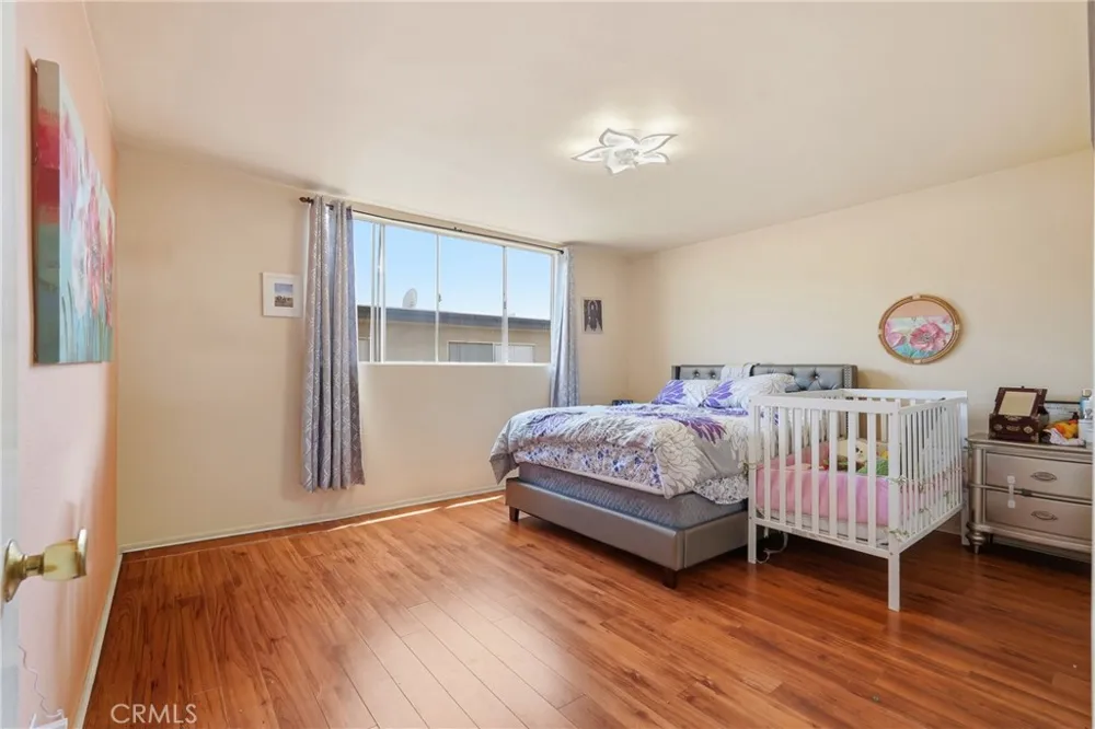 5429 Newcastle Encino, CA 91316