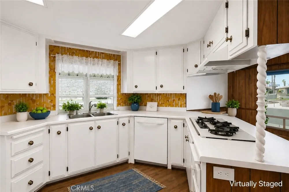 1145 Santa Maria Hemet, CA 92543