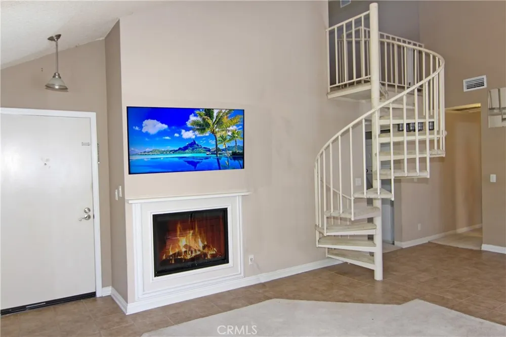 26808 Claudette Street #332 Canyon Country, CA 91351