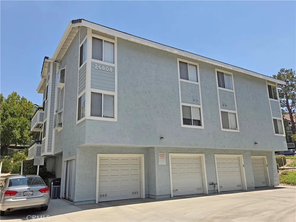 26808 Claudette Street #332 Canyon Country, CA 91351