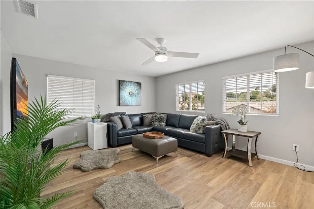 32194 Corte Del Cerro Temecula, CA 92592
