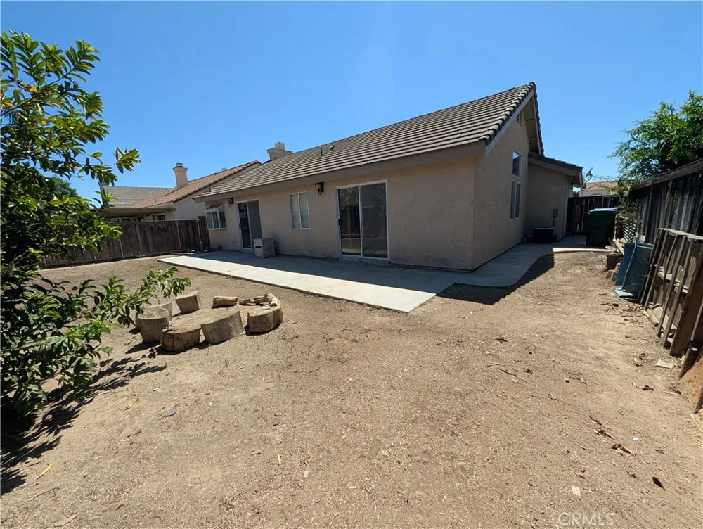 16362 Avenida De Loring Moreno Valley, CA 92551
