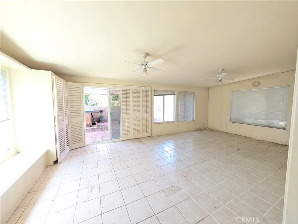 7805 Arcola Sun Valley, CA 91352