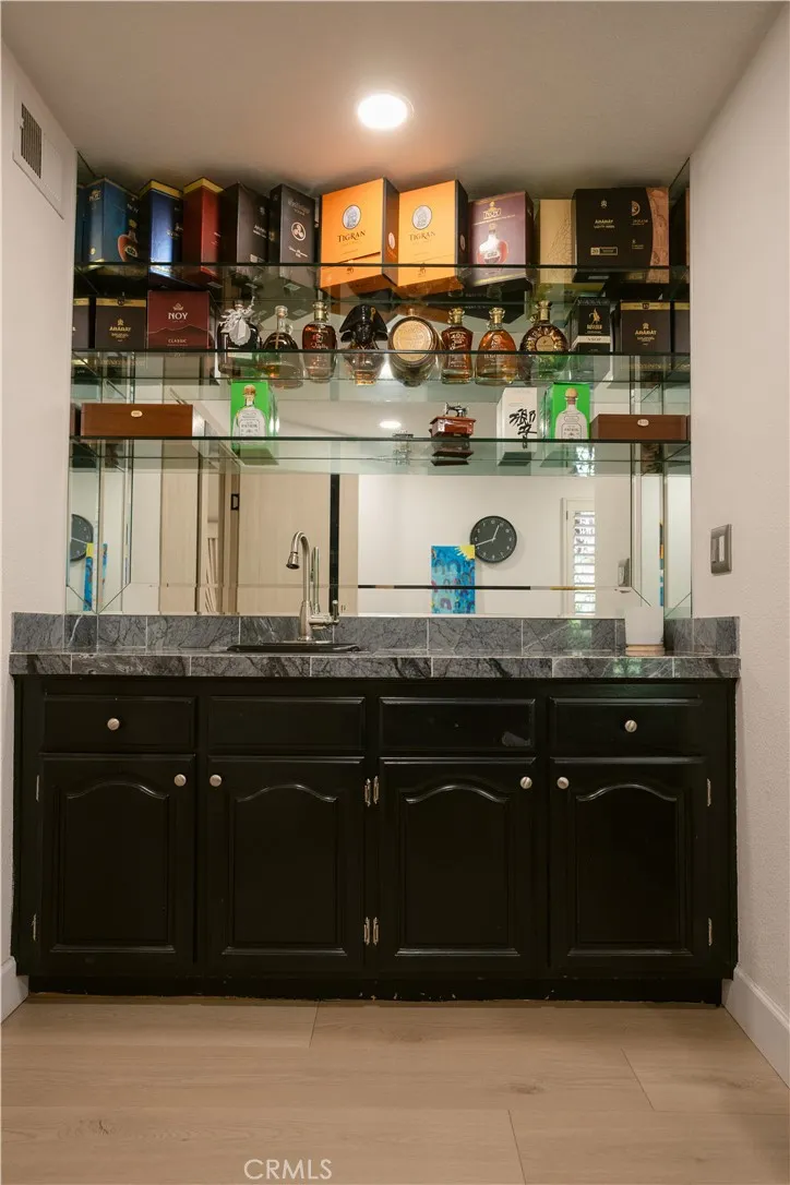 3060 Sioux Court Simi Valley, CA 93063
