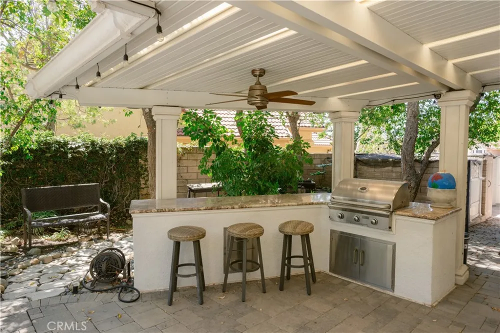 3060 Sioux Court Simi Valley, CA 93063