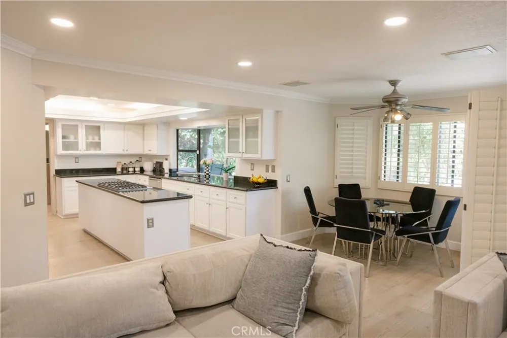 3060 Sioux Court Simi Valley, CA 93063