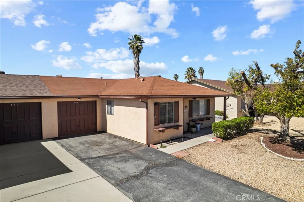 579 Corona Hemet, CA 92545