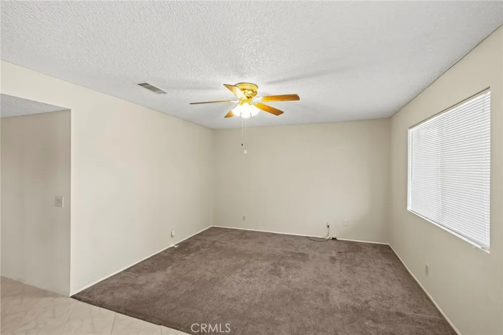 579 Corona Hemet, CA 92545