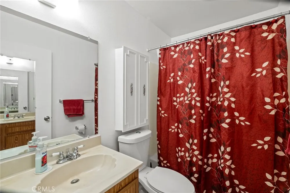 579 Corona Hemet, CA 92545