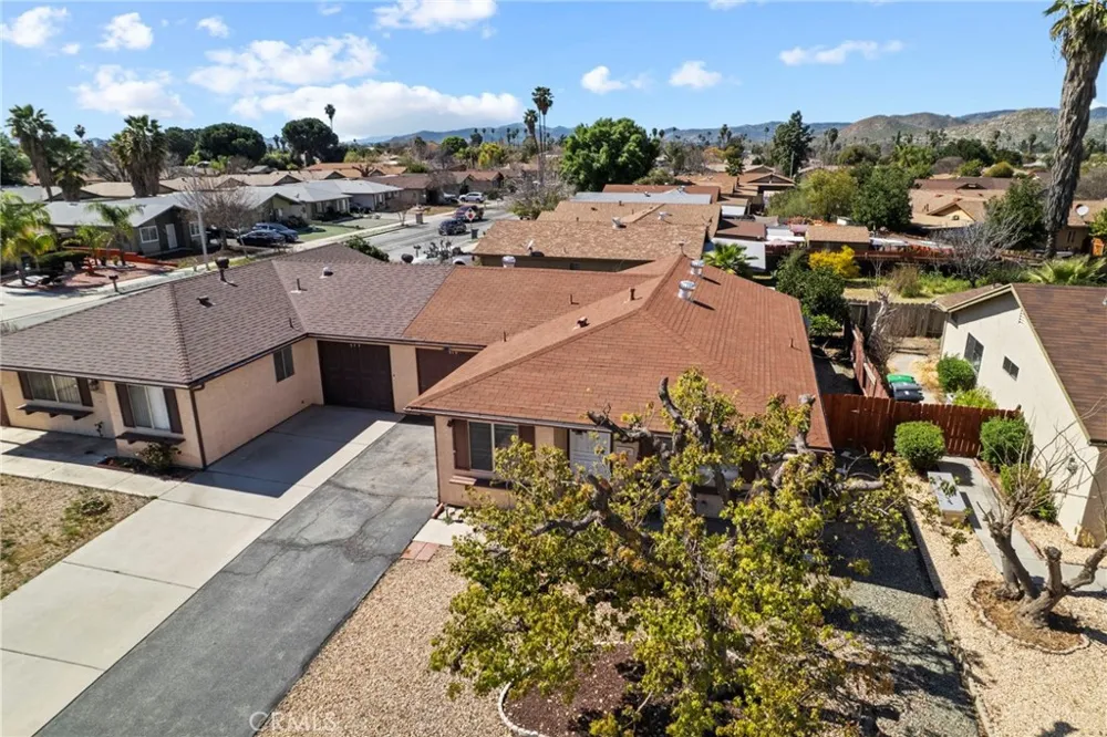 579 Corona Hemet, CA 92545