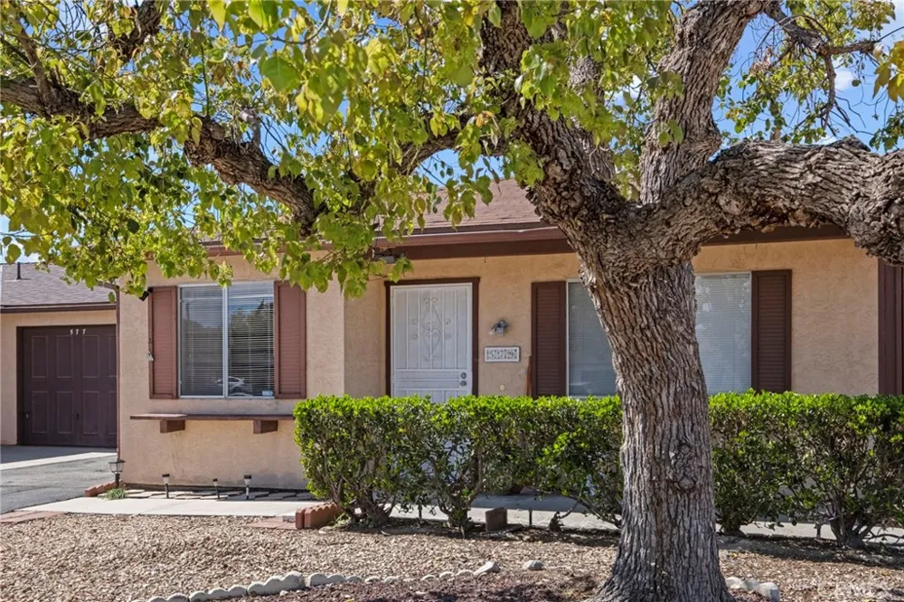 579 Corona Hemet, CA 92545