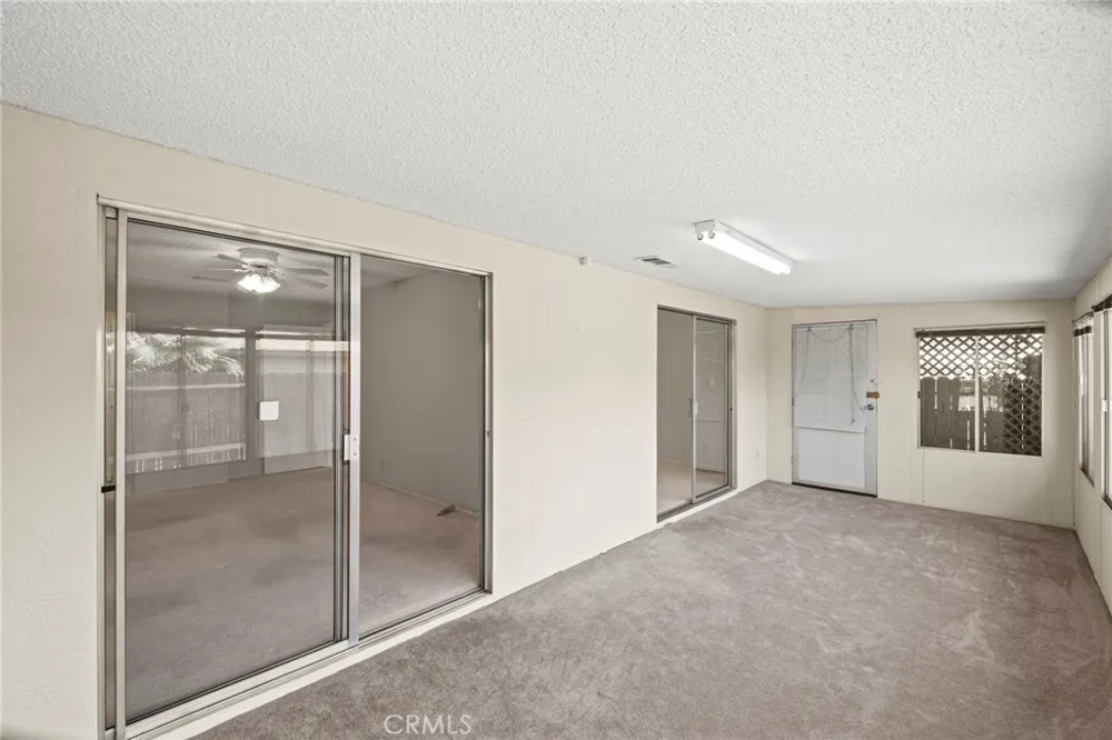 579 Corona Hemet, CA 92545