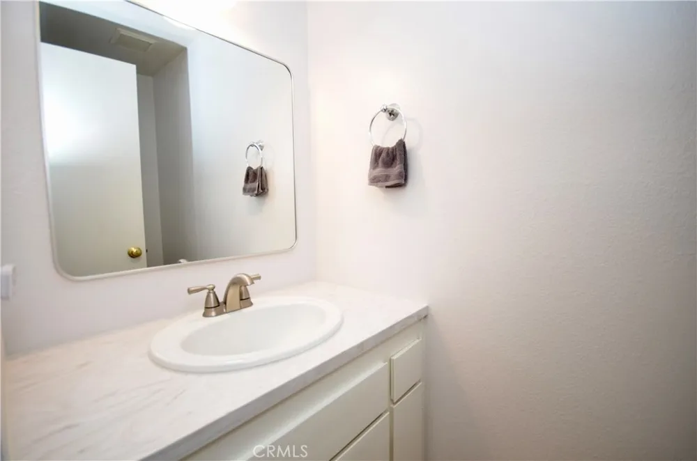 3404 Oak Cliff Drive #3 Fallbrook, CA 92028