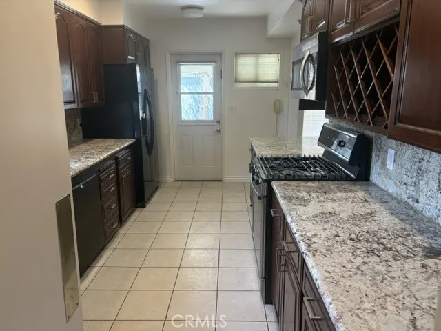 6419 Firmament Avenue Van Nuys, CA 91406