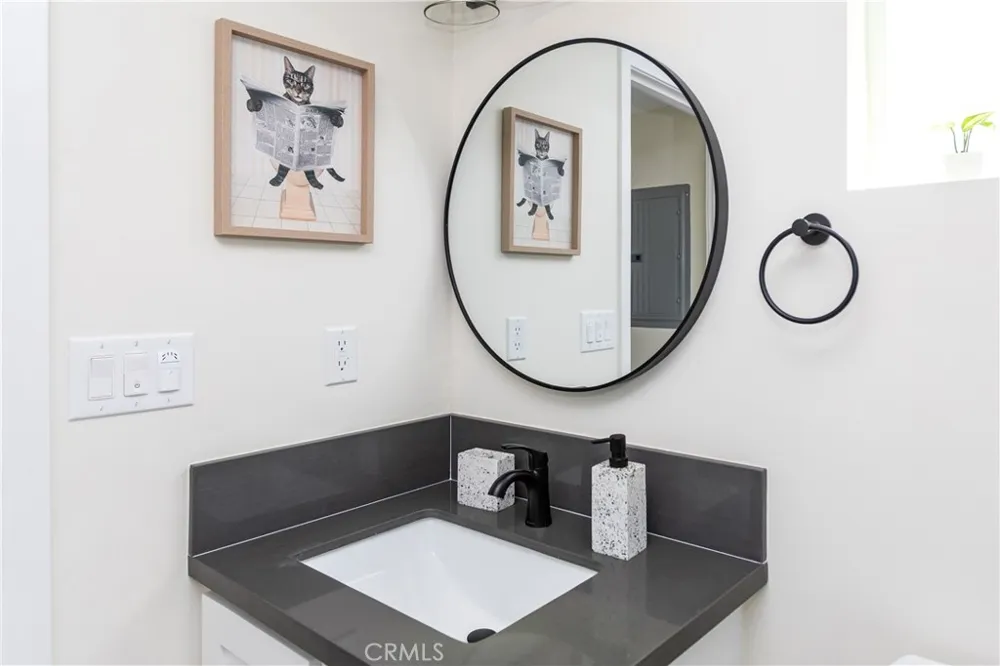 20662 Lemay Street Winnetka, CA 91306