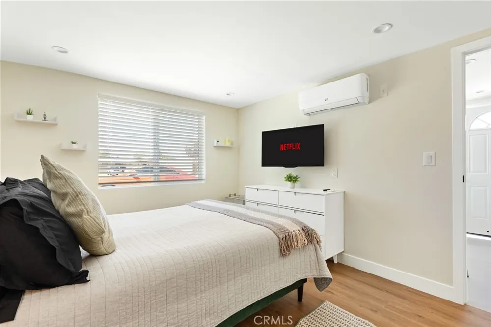 20662 Lemay Street Winnetka, CA 91306