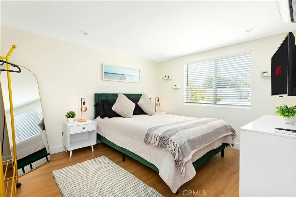 20662 Lemay Street Winnetka, CA 91306