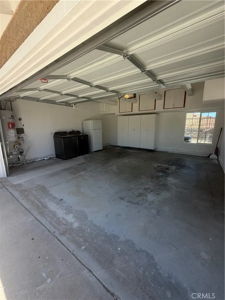 251 Asta Court Newbury Park, CA 91320