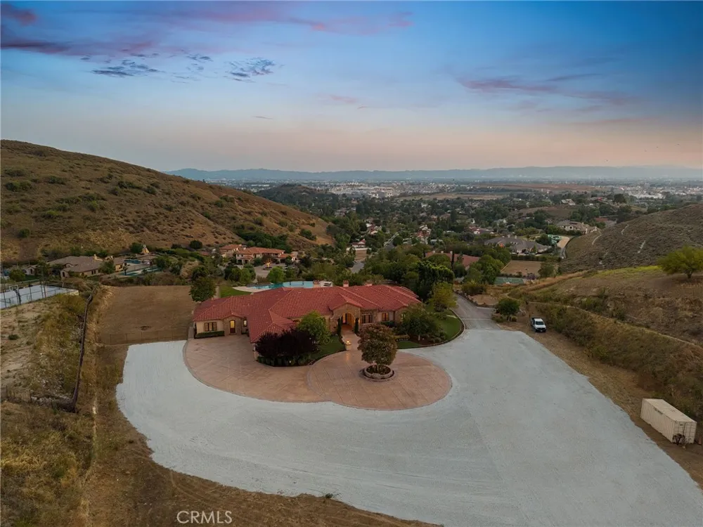 10727 W Stallion Ranch Road Shadow Hills, CA 91040