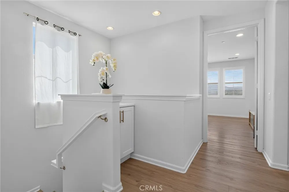 20634 Huntley Saugus, CA 91350